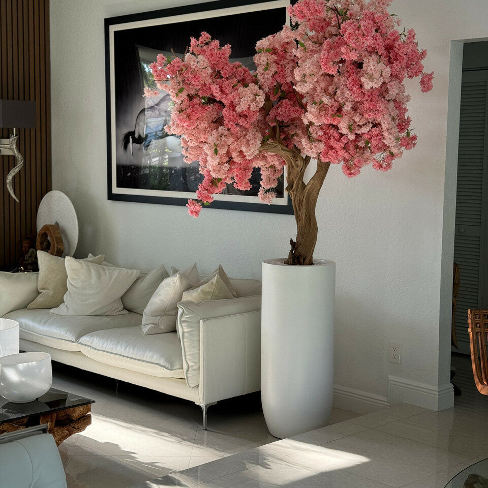 Matte white Saint-Tropez vase with personalized pink cherry blossom