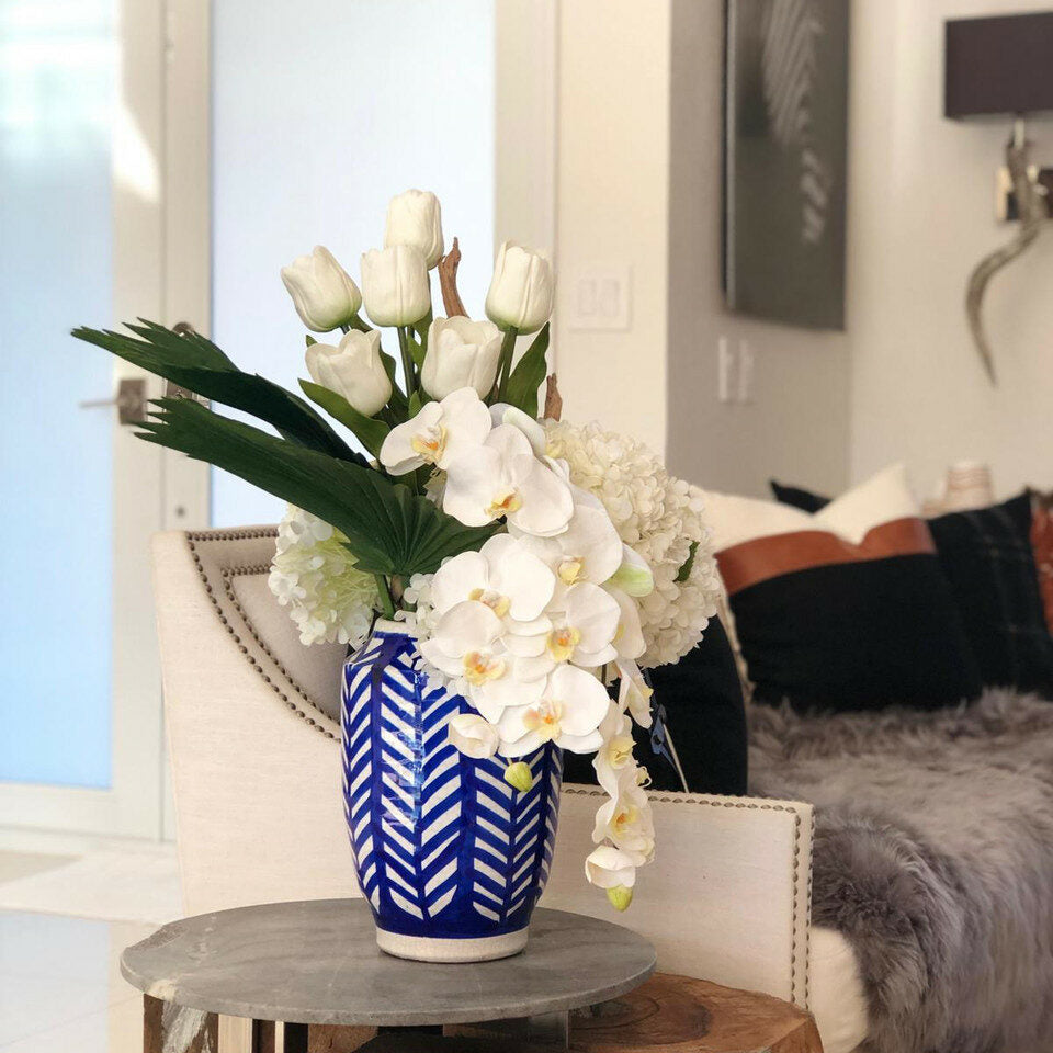 Striped Inca vase with mixed bouquet