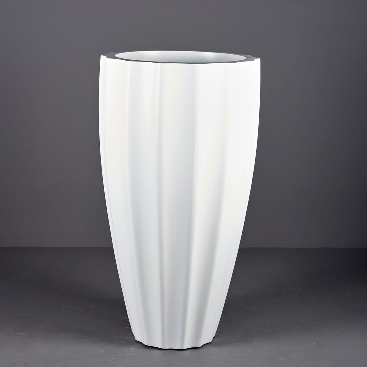 San José engraved Vase