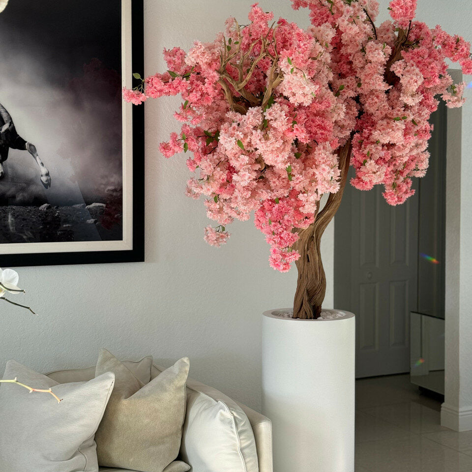 Matte white Saint-Tropez vase with personalized pink cherry blossom